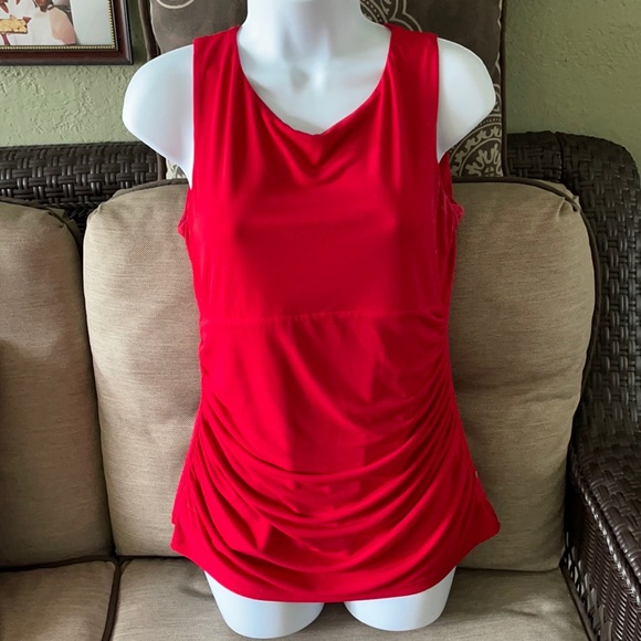 Calvin Klein Tops - Calvin Klein Invisible Fit Solutions